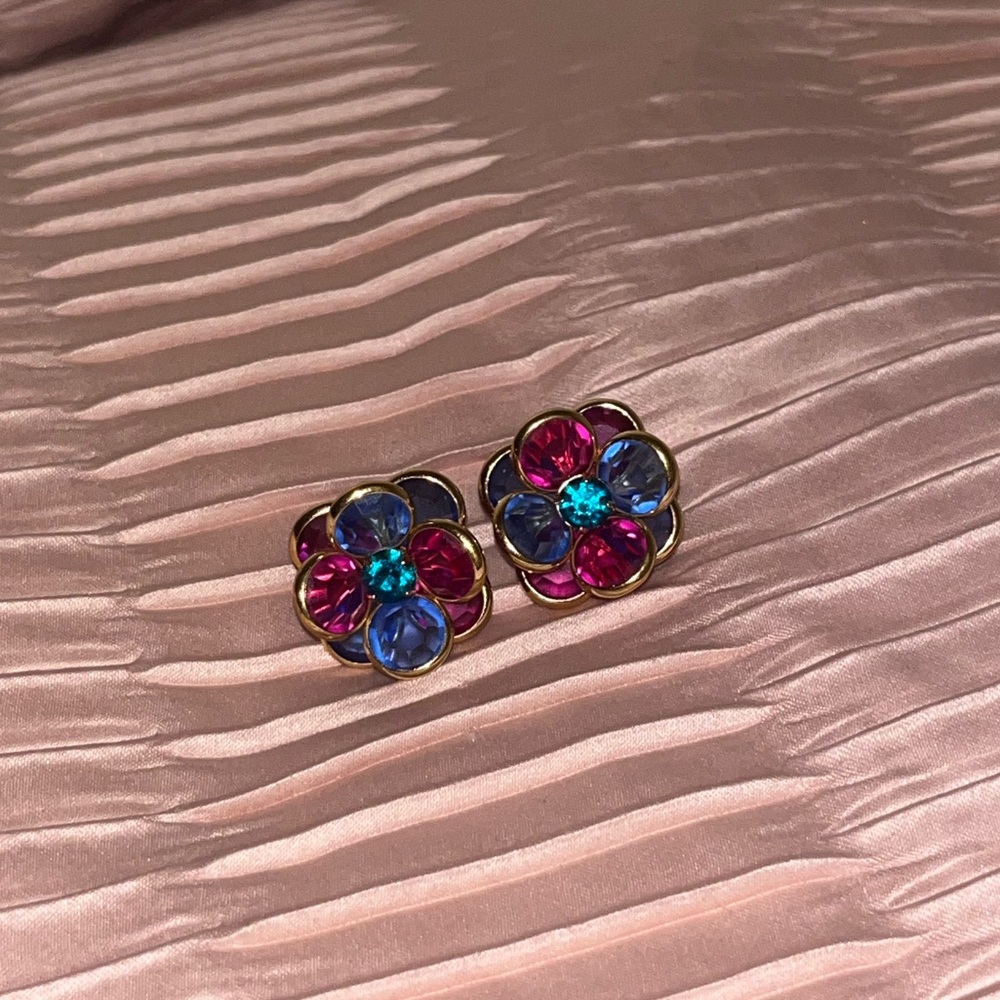 Swarovski crystal aurora borealis vintage flower studs earrings gold plated